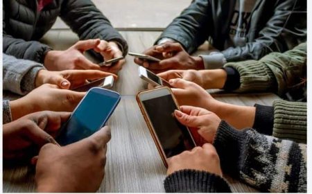 10 हजार से कम में चाहिए 5G और 5000mAh बैटरी? ये 3 फोन हैं आपके लिए परफेक्ट!