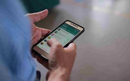 लैपटॉप पर WhatsApp यूज़ करते हैं? ये सीक्रेट ट्रिक छुपा सकती है आपकी पर्सनल चैट्स, 90% लोगों को नहीं पता!