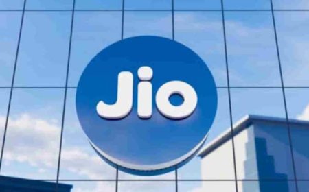 Jio के नए प्लान ने उड़ा दिए Airtel और Vi के होश! 84 दिनों तक रोज मिलेगा 2GB डेटा, अनलिमिटेड कॉलिंग और फ्री OTT सब्सक्रिप्शन, जानें कीमत