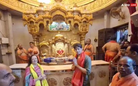 बेबी गर्ल और पत्नी कियारा आडवाणी के लिए बप्पा के दरबार में गए सिद्धार्थ मल्होत्रा, मां के साथ सिद्धिविनायक के किए दर्शन