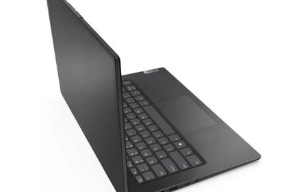 Amazon Great Freedom Sale: सिर्फ ₹11,999 में मिल रहा Laptop, जानिए टॉप डील्स
