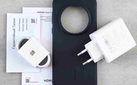 iPhone-Samsung के प्रीमियम फोन्स के साथ क्यों नहीं मिलता है चार्जर? जाने क्या है राज